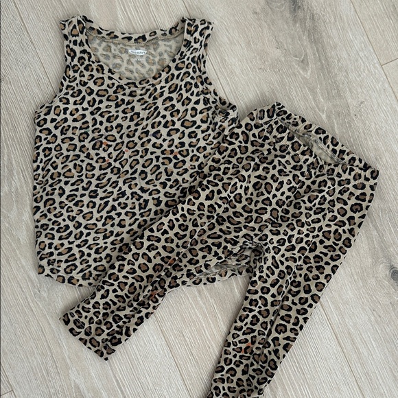 Old Navy Other - Toddler Girl Leopard Print Tank and Leggings Set size 2T